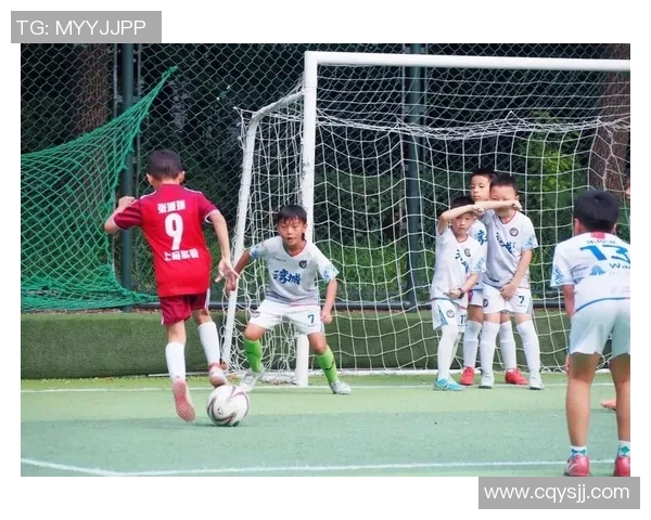 足球明星为学子加油助威共迎中考挑战展现拼搏精神与梦想追求 足球明星为学子加油助威共迎中考挑战展现拼搏精神与梦想追求