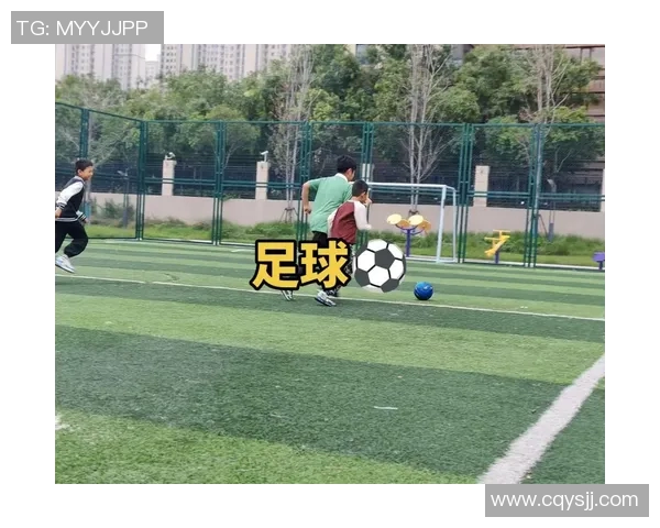 模拟足球明星精彩瞬间挑战抖音热潮展现你的足球才华与创意 模拟足球明星精彩瞬间挑战抖音热潮展现你的足球才华与创意